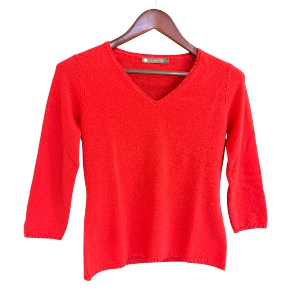 InCashmere S GUC coral V-Neck Sweater Fitted Style 3/4 sleeves